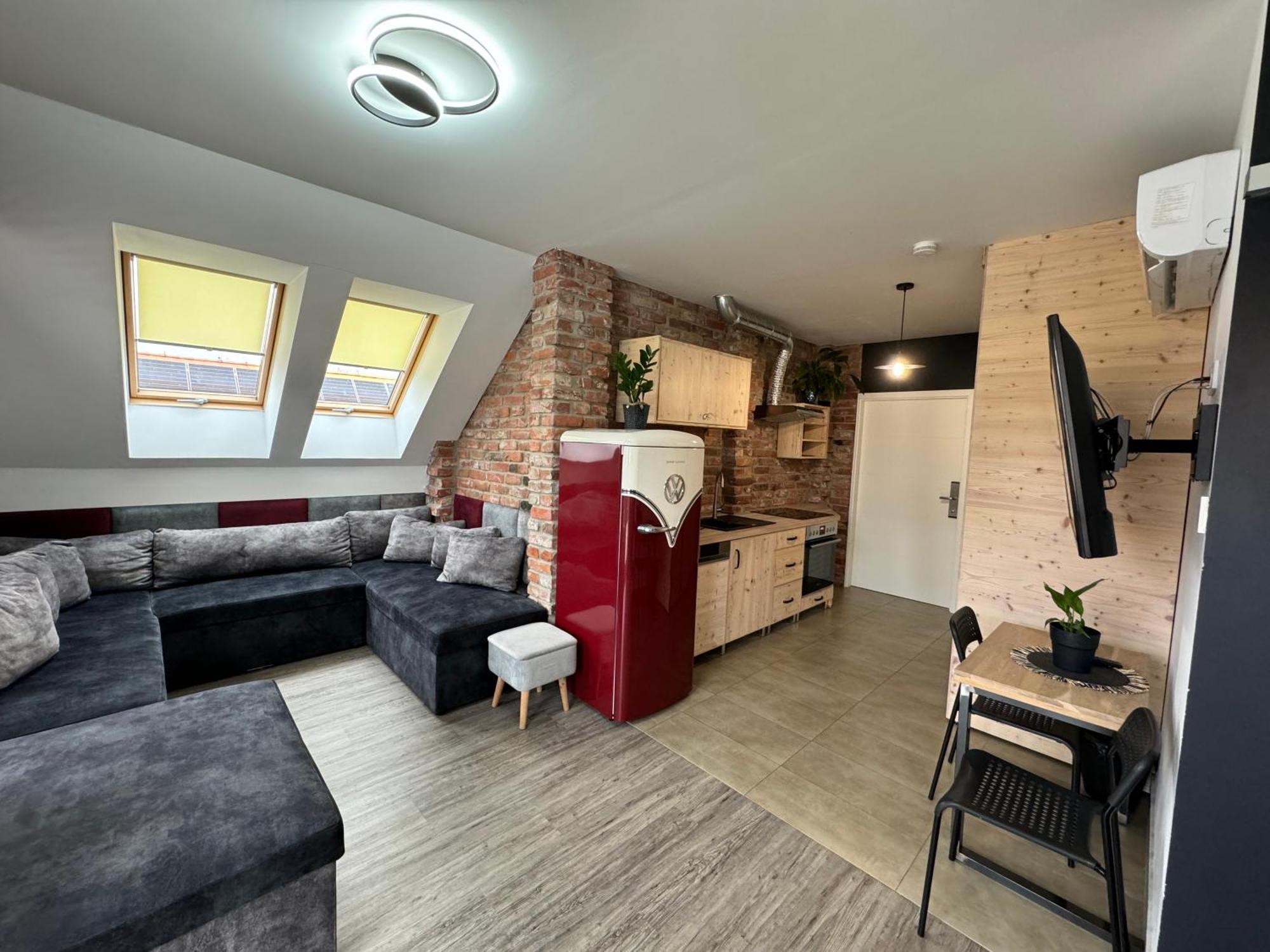 Pokoje Pod Palacem Koszecin 外观 照片